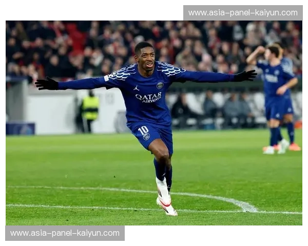 巴黎圣日耳曼公布对阵斯特拉斯堡名单，登贝莱领衔新援德罗入选