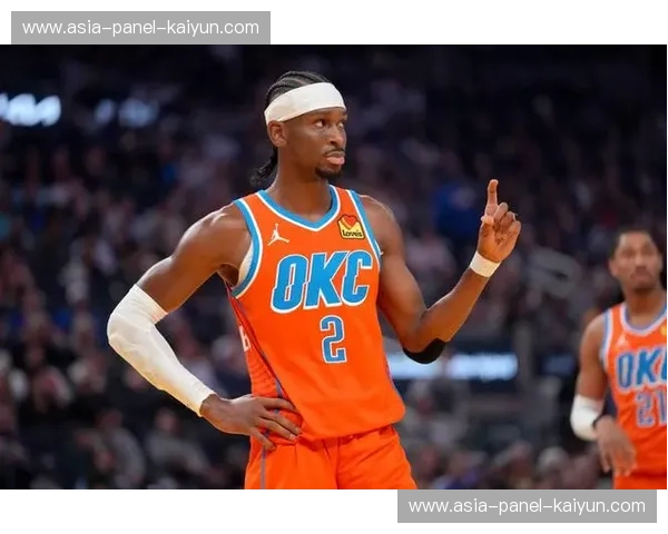 谢伊·吉尔杰斯-亚历山大因腹部拉伤退出全明星，申京递补入选