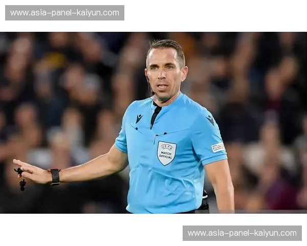 裁判对高危动作容忍度高于欧战标准，引发球员安全担忧