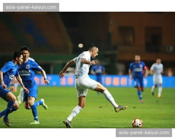 评论:狼堡平局暴露问题,领先后主动让出球权导致被动,转换思路亟待明确